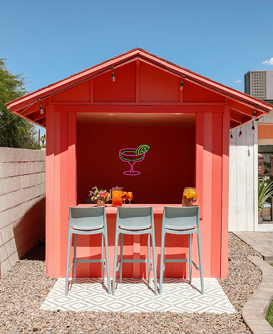 Outdoor Bar